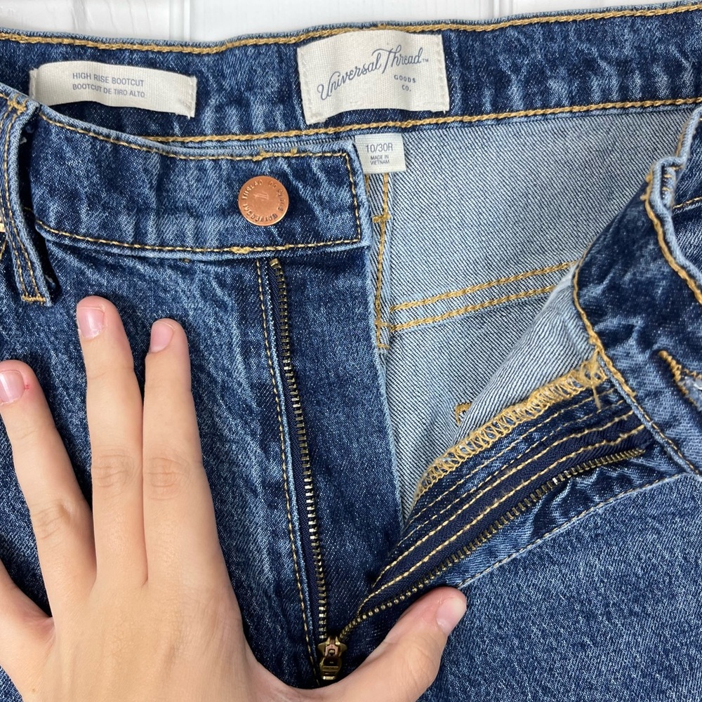 Universal Thread High Rise Bootcut Denim Jeans - Picture 5 of 8